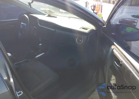 2018 Toyota Corolla Le z USA, uszkodzony, nr VIN 2T1BURHE3JC058810